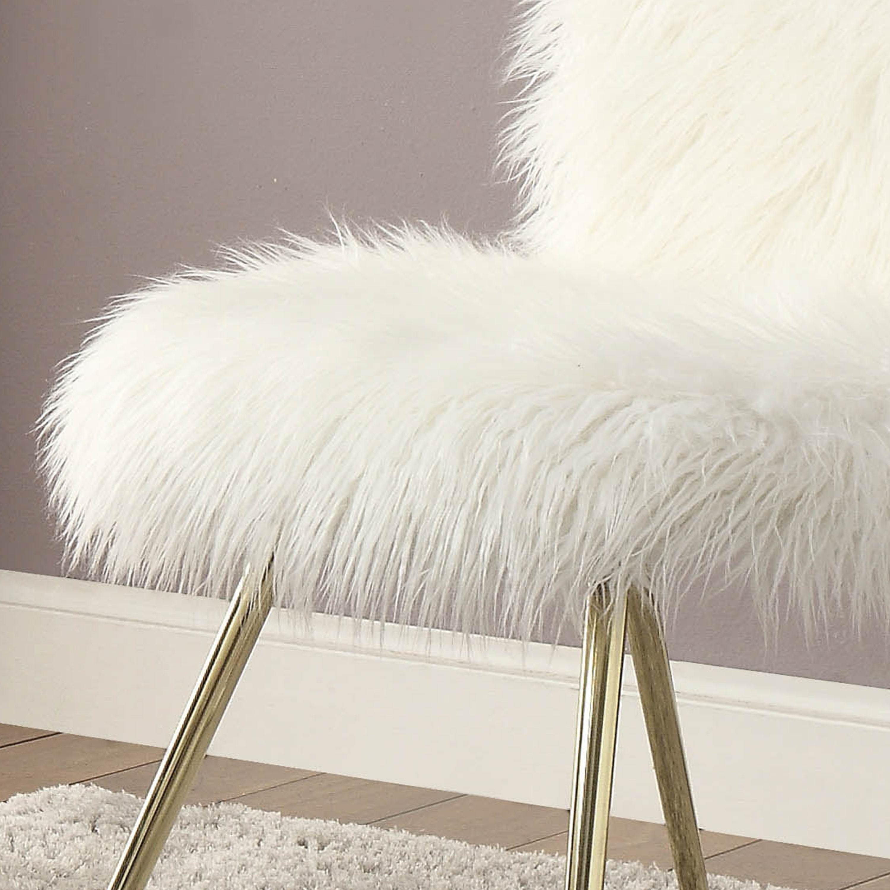 White best sale furry chair