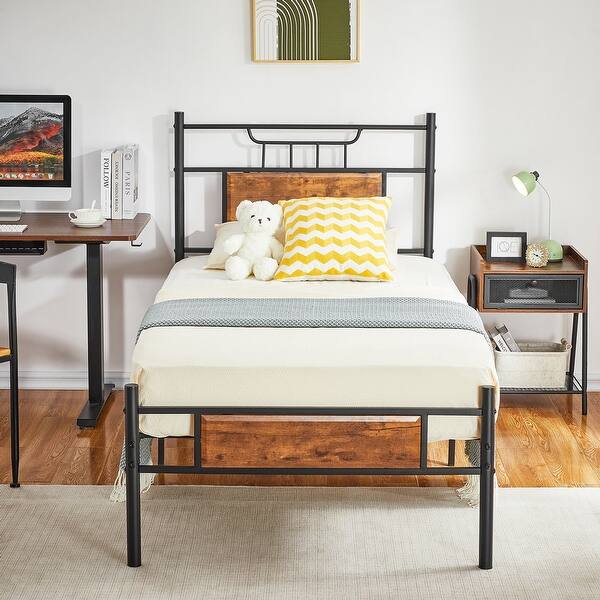 Javlergo Vintage Twin/Full/Queen Platform Bed Frame, Rustic Brown Bed