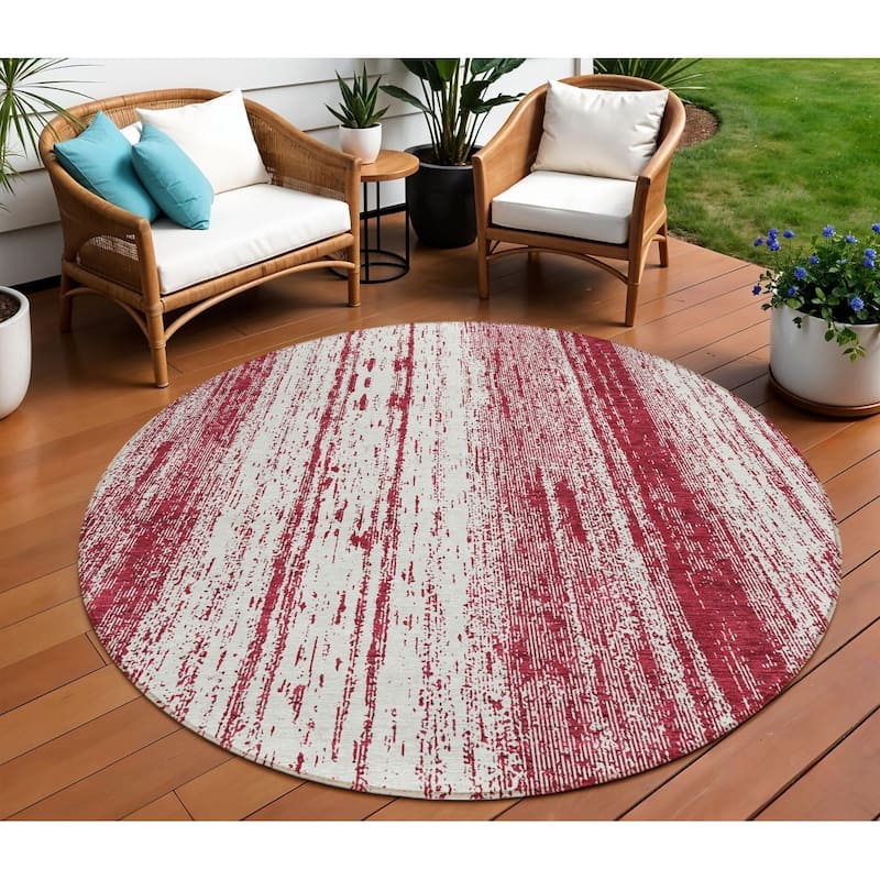 HomeRoots Striped Transitional Rectangle Outdoor Rug - 8' Round