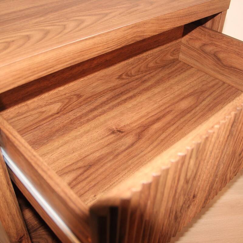 Nightstand with Drawer Storage Fluted Bed Side Table, Large Modern Wide Bedside Stand Mid Century Night Stands