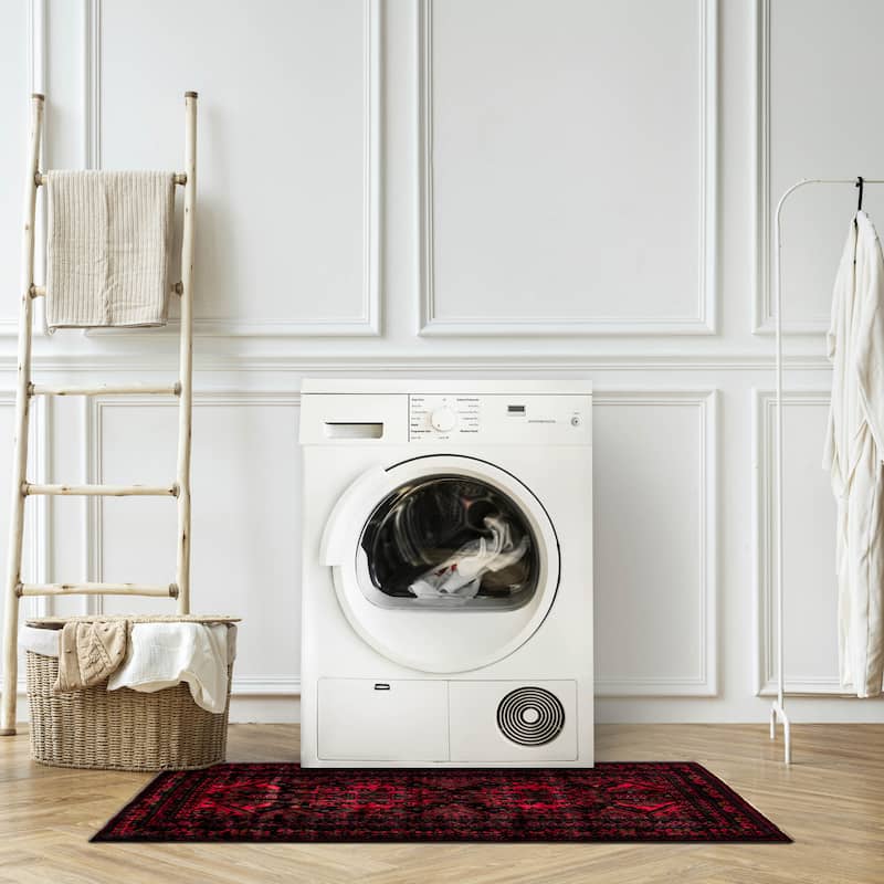 Teimani Red Rug 3'9" x 7'1" - 3'9 x 7'1