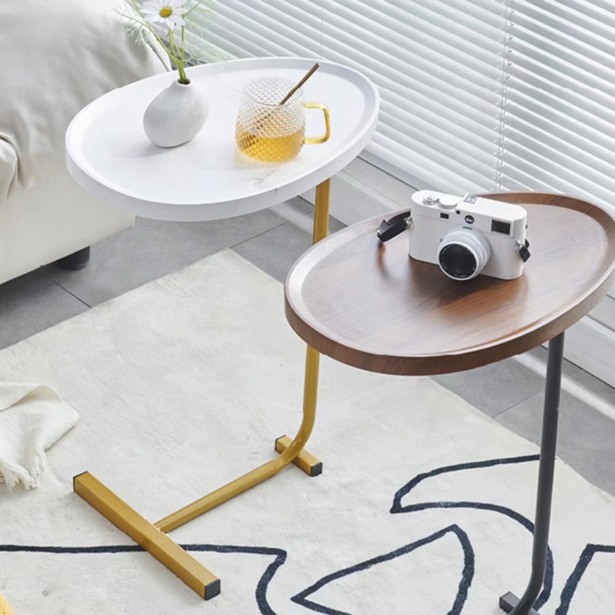 Industrial Style Unique Design C Shape Side Table with Wood Top