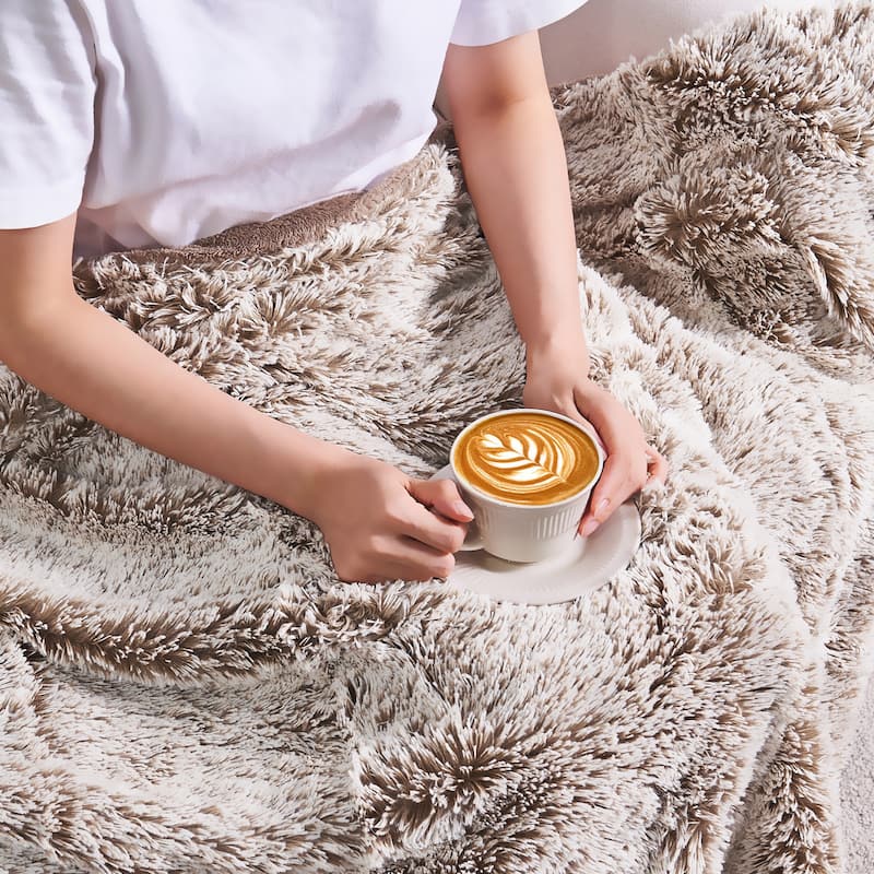 Woolly Mammoth 50''x60'' Throw Blanket