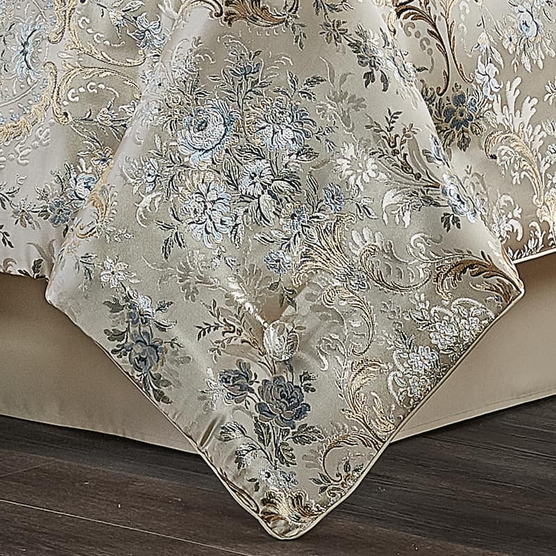 J. Queen New York Jacqueline Comforter Set - Queen