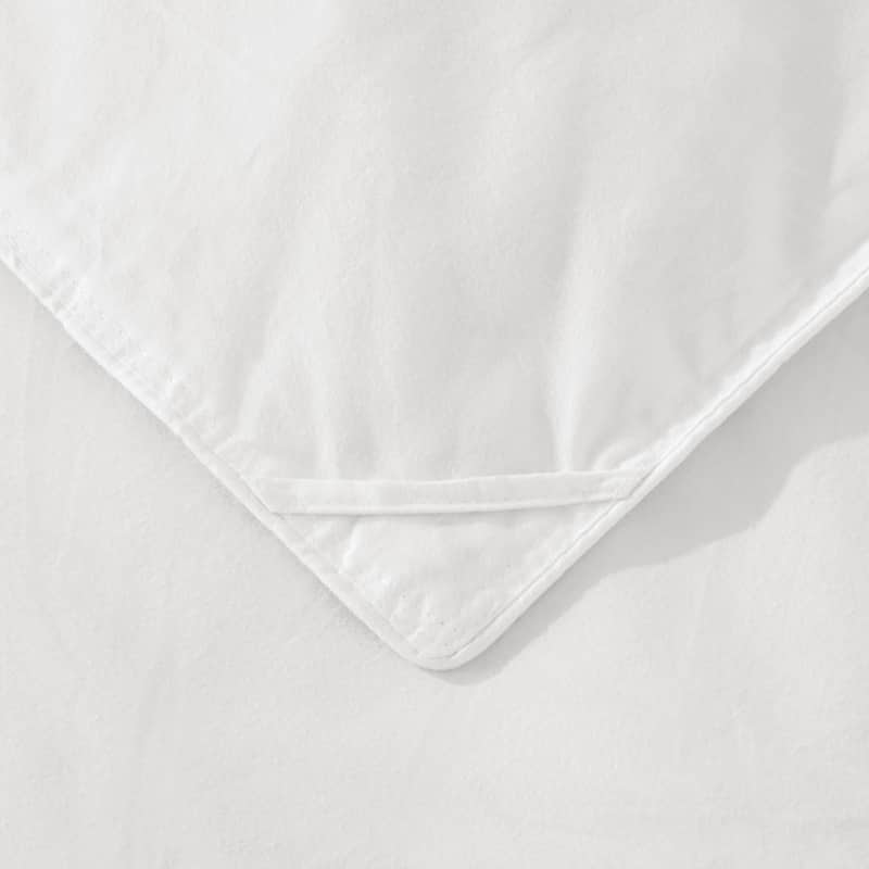 Lightweight & All-Season White Goose Feather Down Comforter Duvet.