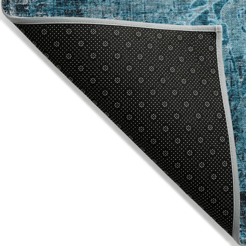 Machine Washable Indoor/ Outdoor Modern Floral Chantille Rug