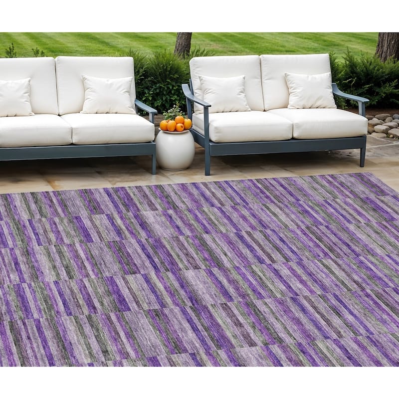 HomeRoots Striped Transitional Rectangle Outdoor Rug - 10' X 14'