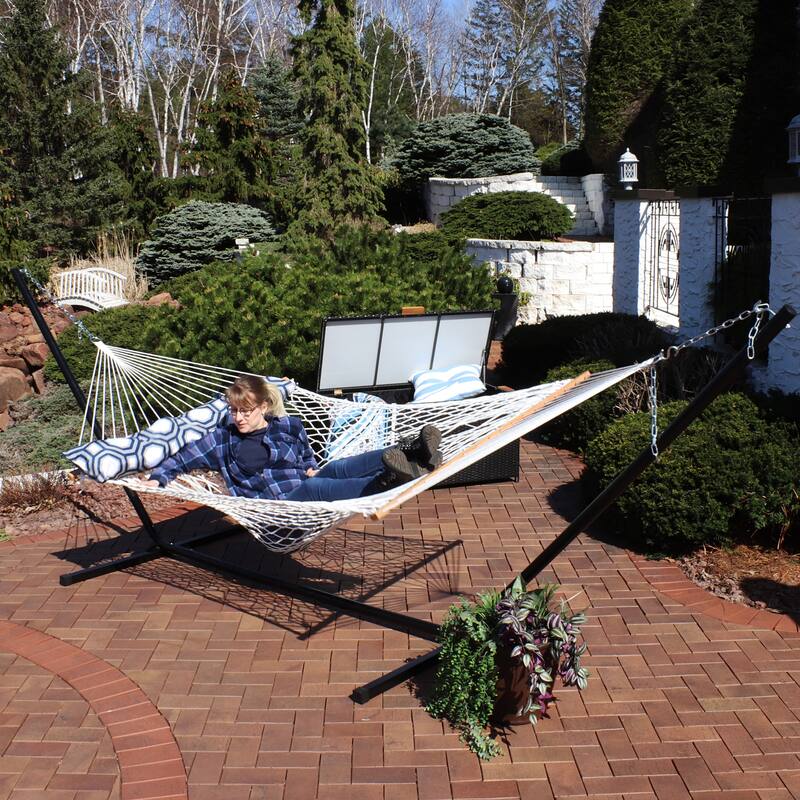 Sunnydaze 2-Person Polyester Spreader Bar Rope Hammock with 15-Foot Stand