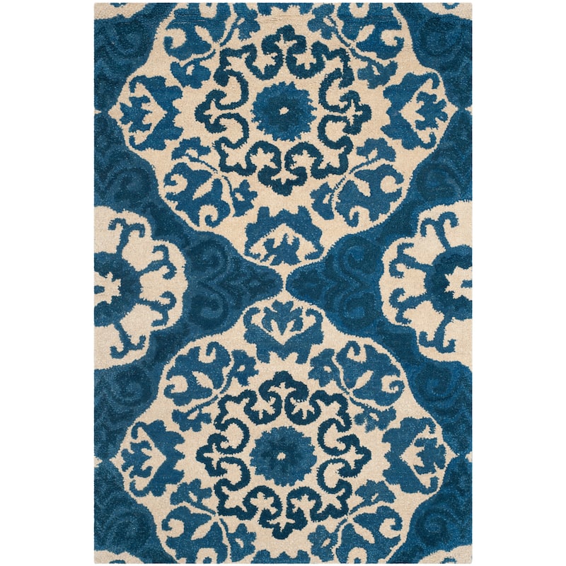 SAFAVIEH Handmade Roslyn Hildrun Modern Floral Wool Rug