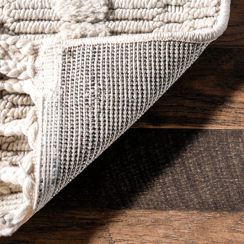 Nuloom Annella Casual Striped Tasseled Area Rug