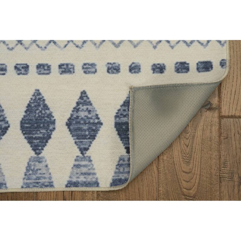 Indoor/Outdoor Water Resistant Lakeland Blue & Ivory Washable Area Rug Washable Area Rug - 2' x 3'