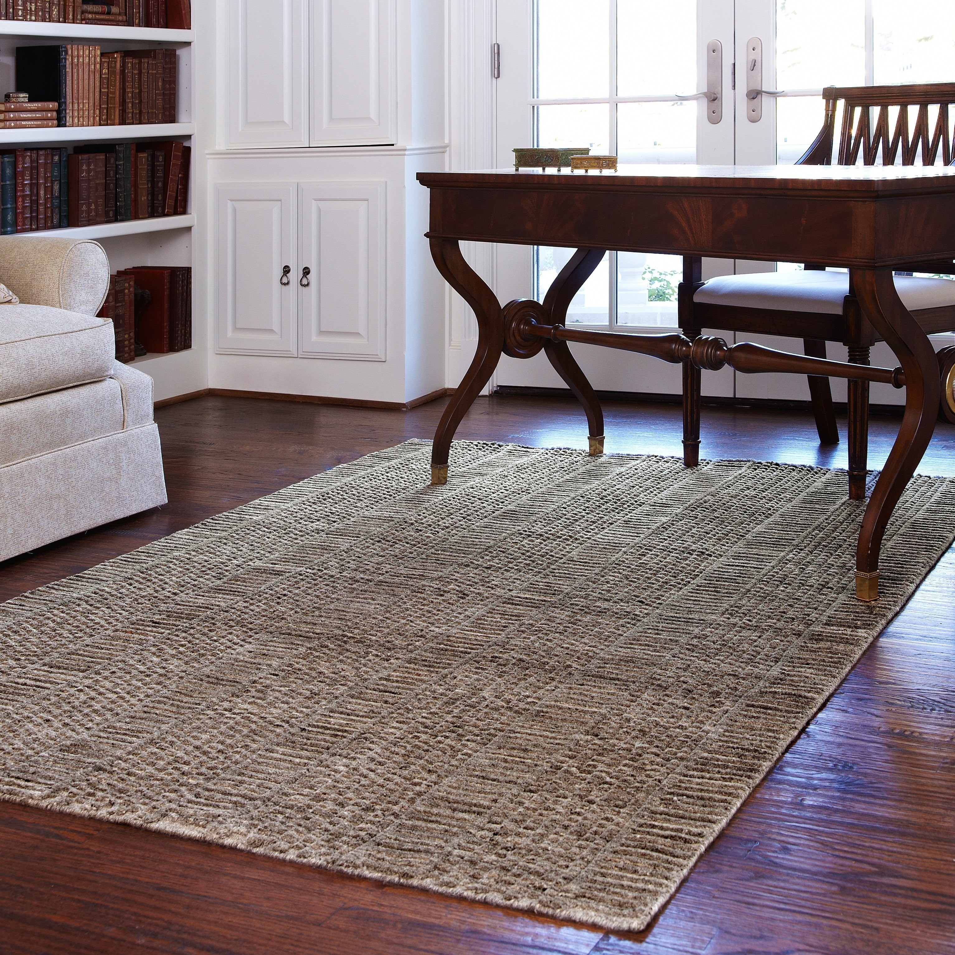 Shop Alexander Home Franklin Hand Knotted Solid Geometric Wool Rug 7 6 X 9 6 Overstock 8076721