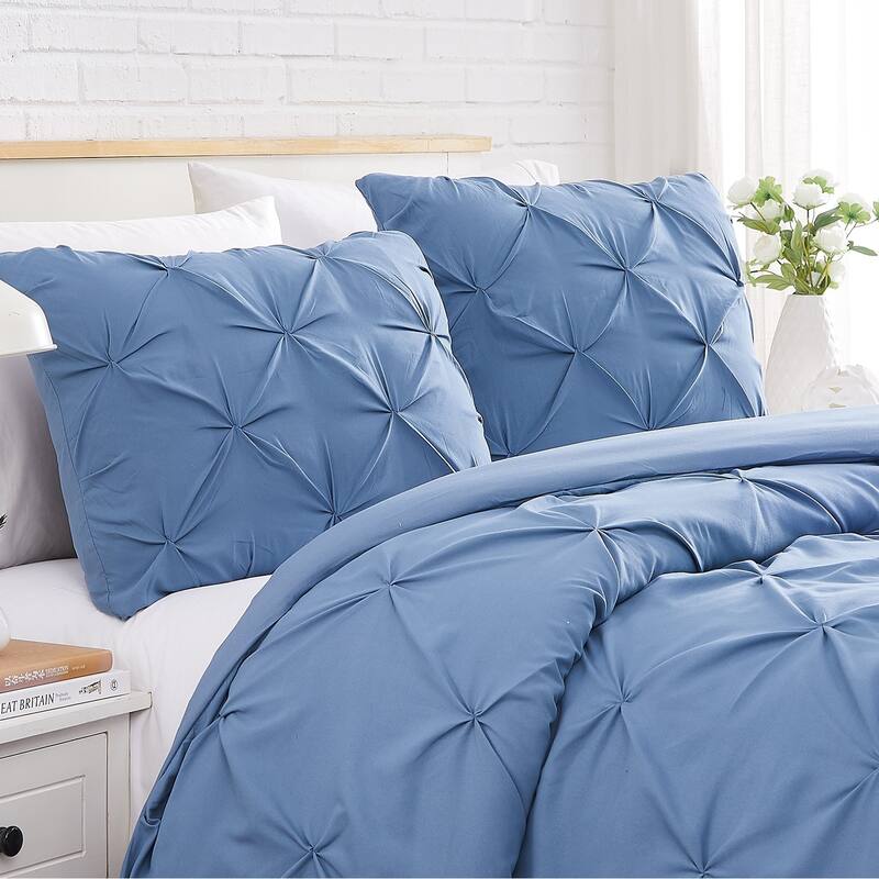 Pintuck 3 piece Duvet Cover Set