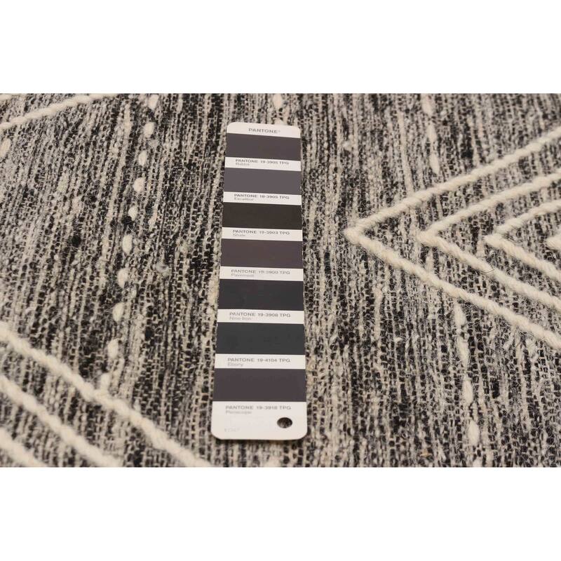 Marrakech Black, White Kilim 5'2" x 8'1" - 5'2 x 8'1