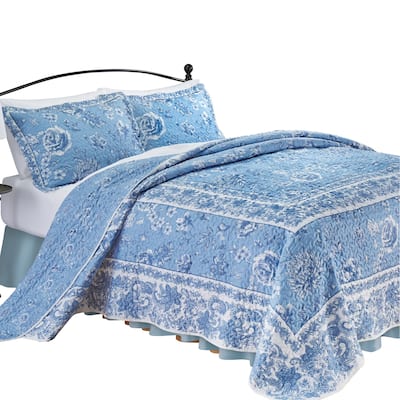 Porcelain Floral Paisley Border Quilted Bedspread