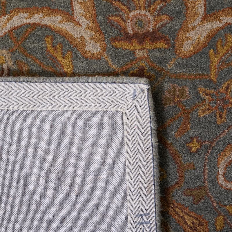 SAFAVIEH Handmade Heritage Folklore Traditional Oriental Wool Rug