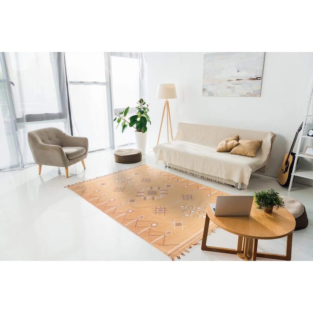 Hand-Knotted Cotton Flat Weave Rug, Coral, Vibrant and Stylish Area Rug for Adding Comfort and Charm to Your Living