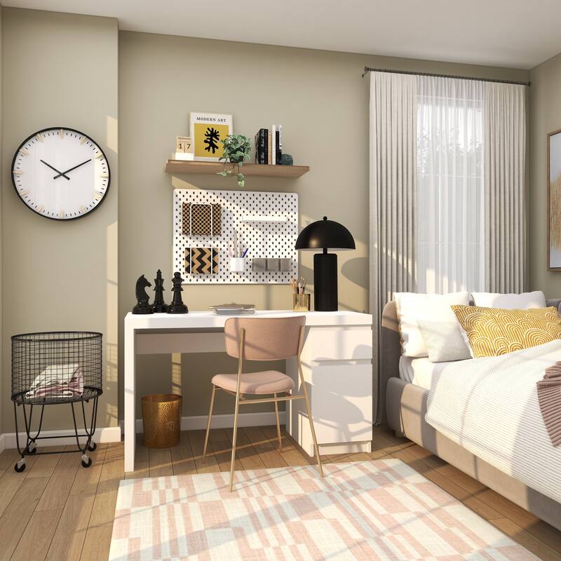 CosmoLiving by Cosmopolitan Silver or Dark Gray Aluminum Metal Chess Sculpture with Knight, Queen and King (Set of 3)