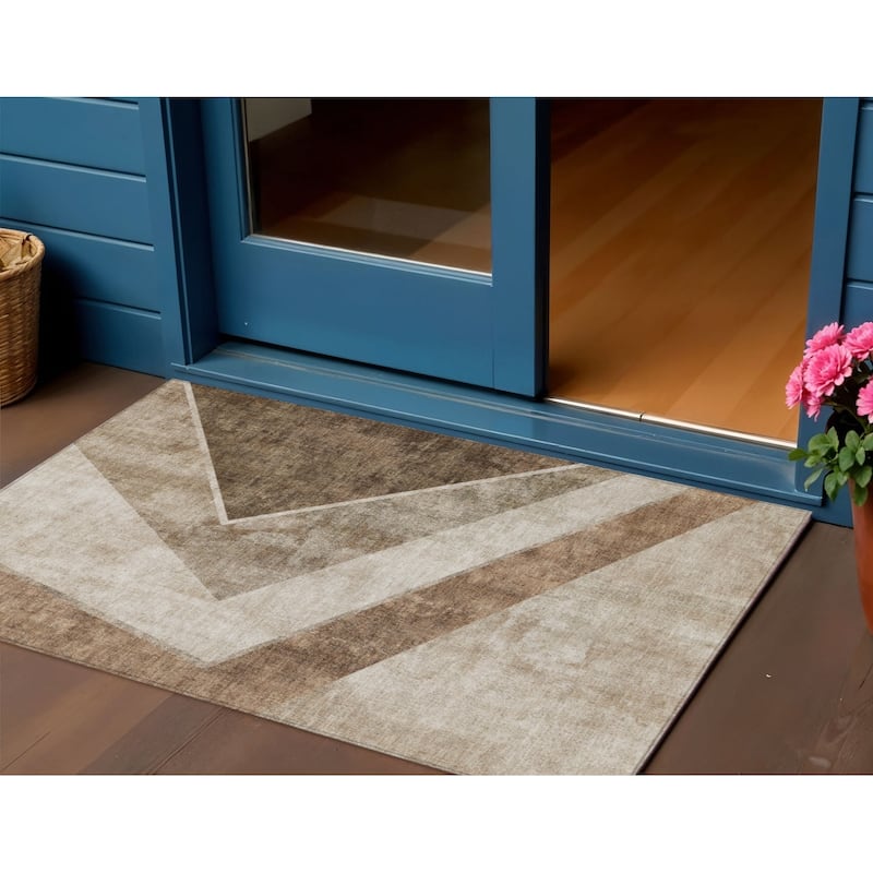 HomeRoots Geometric Transitional Rectangle Outdoor Rug - 3' x 5'