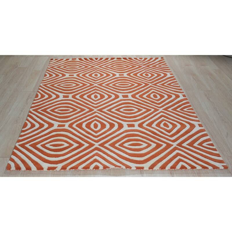 Orange Transitional Geometric Marla Area Rug - Elegant and Timeless Design