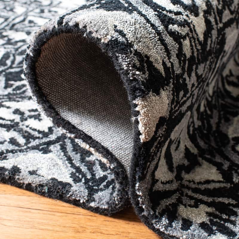 SAFAVIEH Handmade Allure Nazire Modern Floral Wool Rug