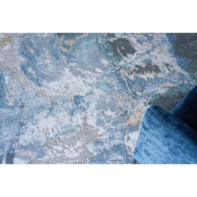 Exquisite Rugs Cosmo Hand-Knotted New Zealand Wool/Bamboo Silk Blue/Silver/Dark Gray Area Rug.