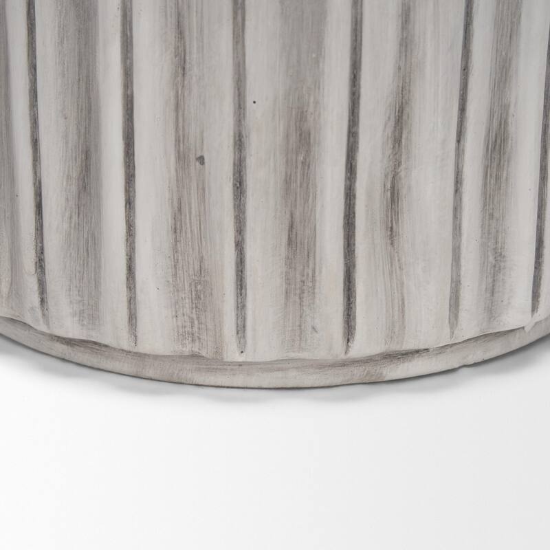 Ummi Small Floor Vase