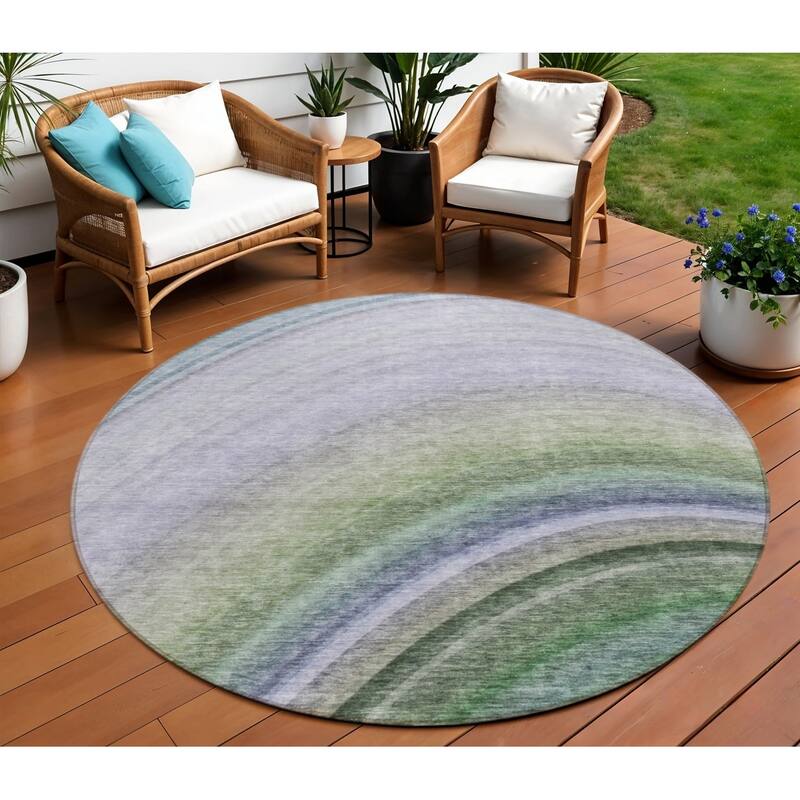 HomeRoots Abstract Transitional Rectangle Outdoor Rug - 8' Round