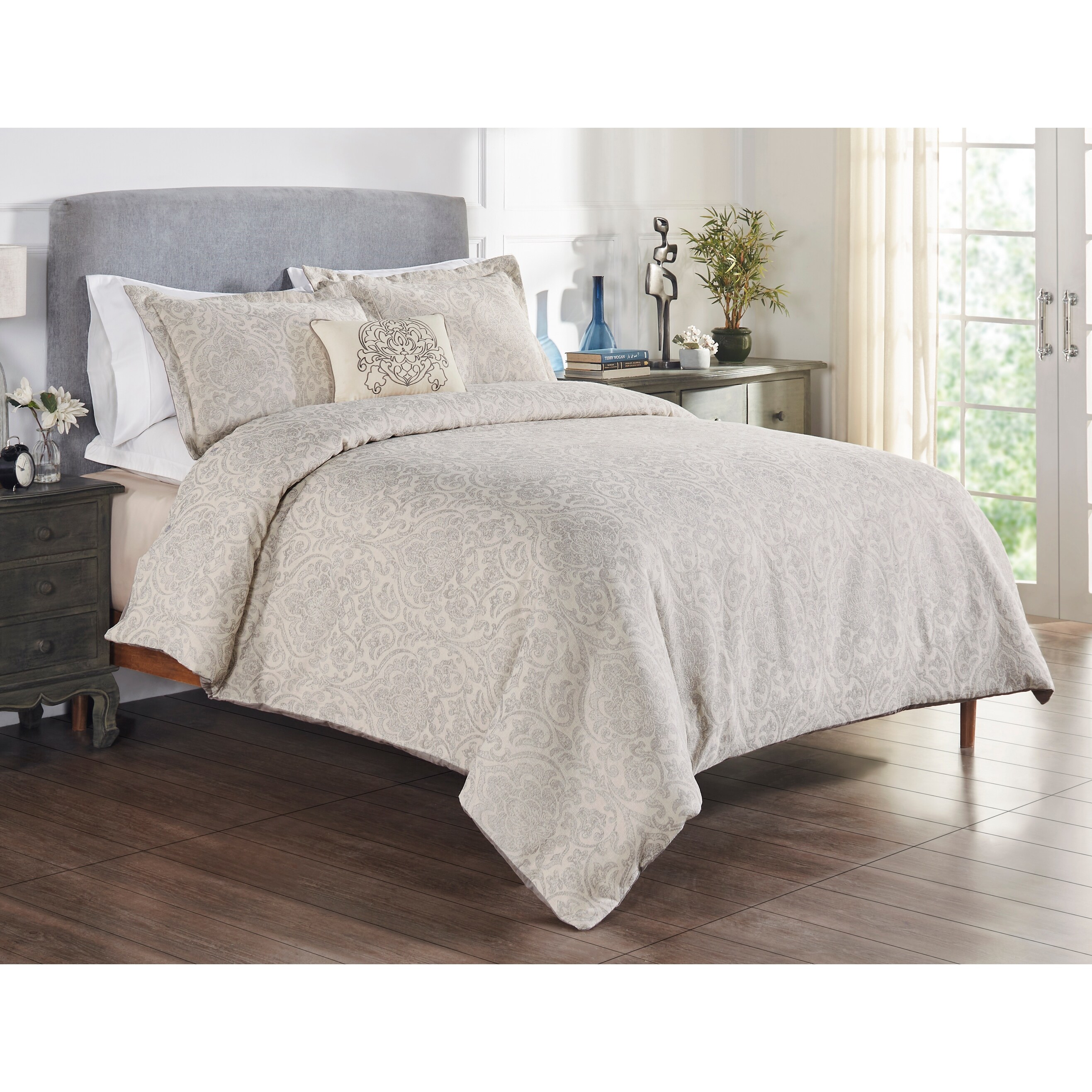 4-Piece Jacquard Pattern Comforter Set 