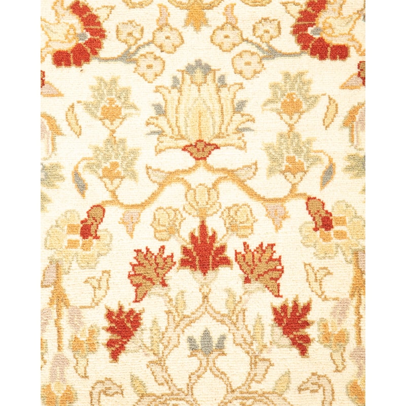 Overton Handknotted Wool Traditional Oriental Ivory Area Rug - 4' x 6'