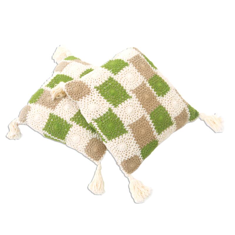 Novica Handmade Square Petals Crocheted Cotton Cushion Covers (Pair)