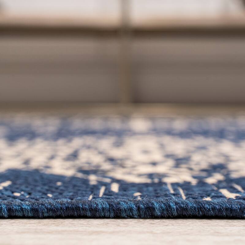 JONATHAN Y Arabesque Ornate Medallions Indoor/Outdoor Area Rug