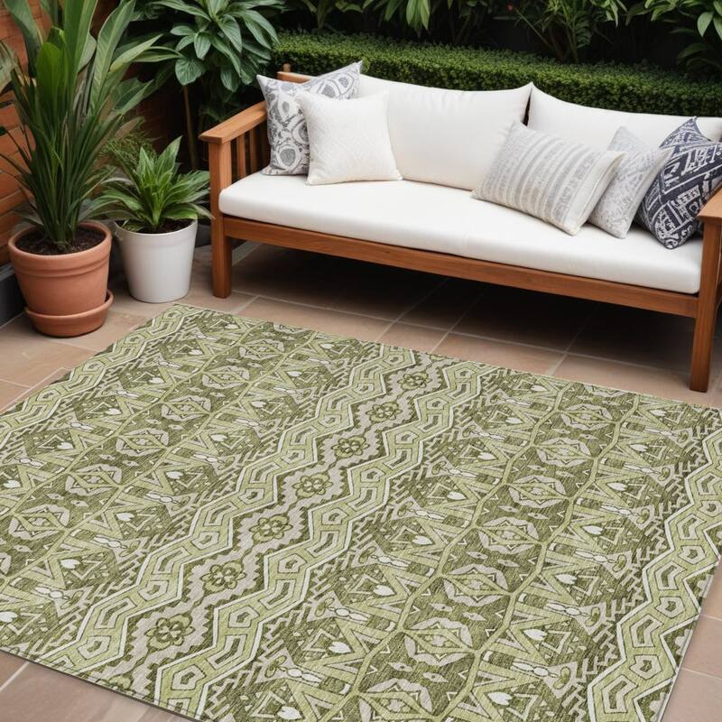 HomeRoots Moroccan Transitional Rectangle Outdoor Rug - 10' X 14'