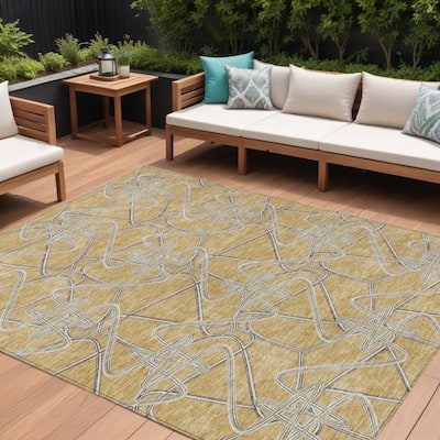 HomeRoots Geometric Contemporary Rectangle Outdoor Rug