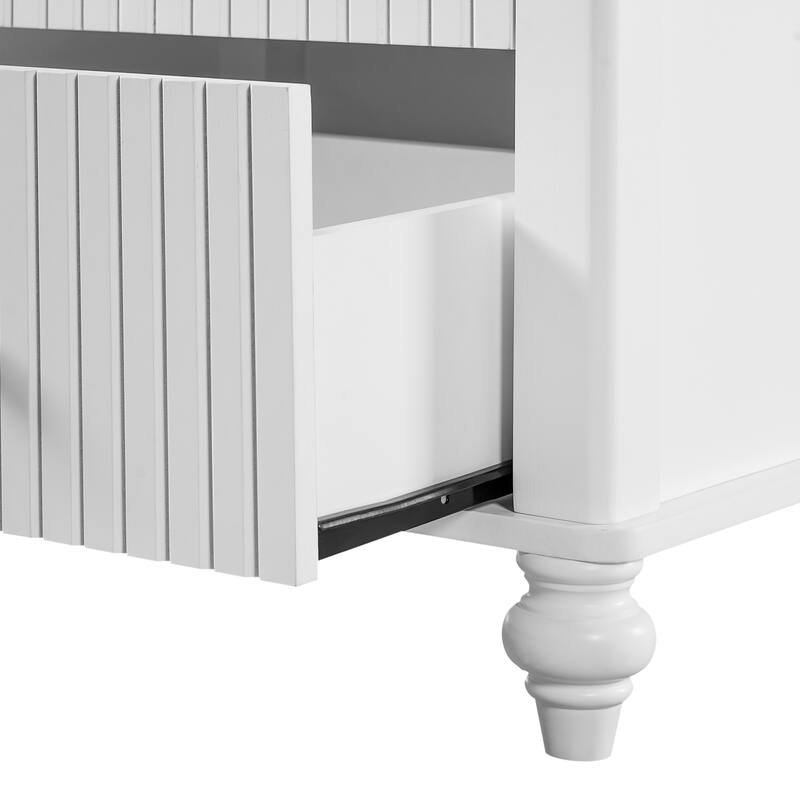 Christopher Knight Home - Silverton Modern 3-Piece Bedroom Set with Classic Grooved Panels Bed Frame & Matching Nightstands