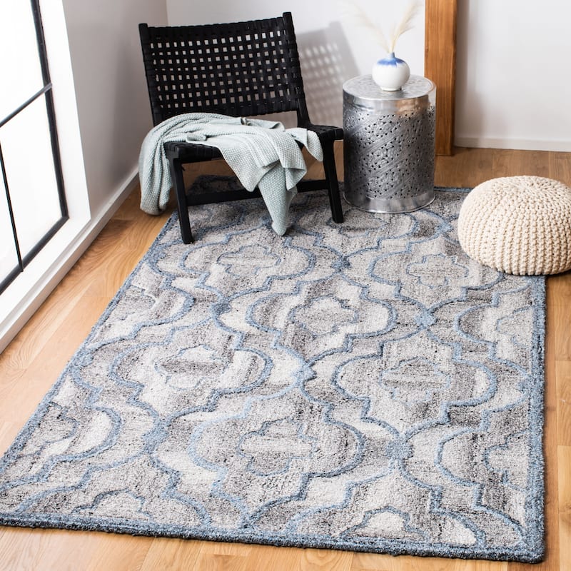 SAFAVIEH Handmade Abstract Mirdza Modern Wool Rug - 4' x 6' - Blue/Brown