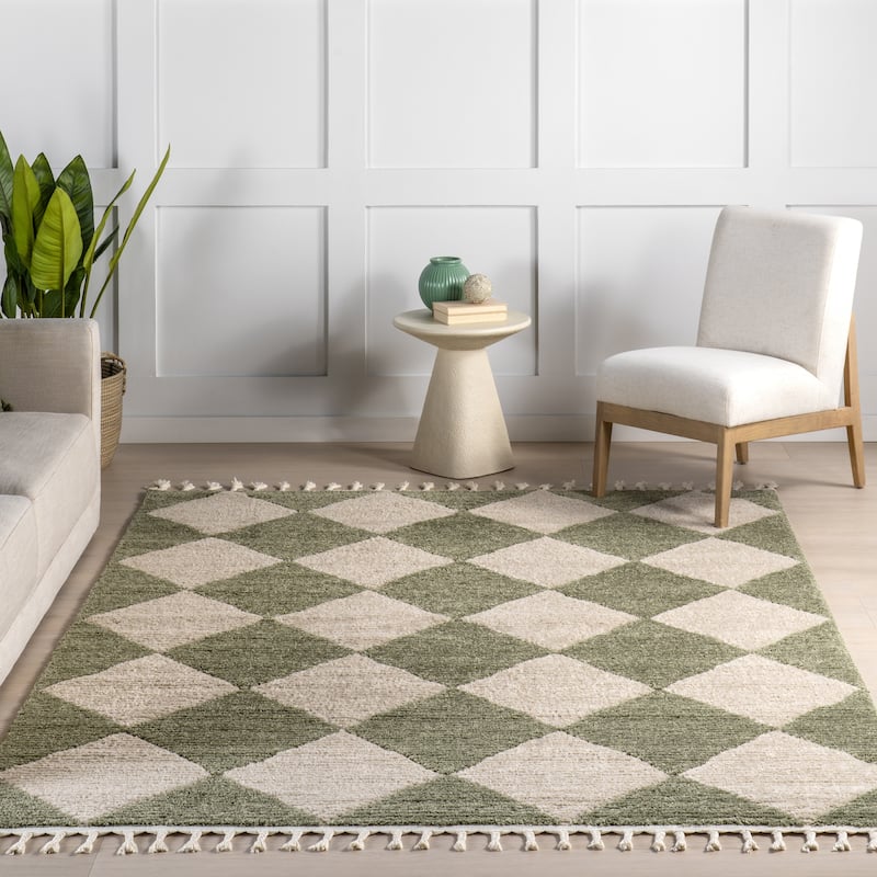 Nuloom Marissa High/Low Diamond Tassel Area Rug