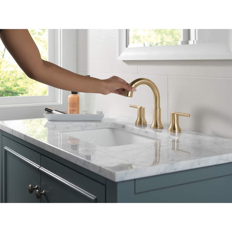 Delta 3559-PD-DST Trinsic 1.2 GPM Widespread Bathroom Faucet with Pull