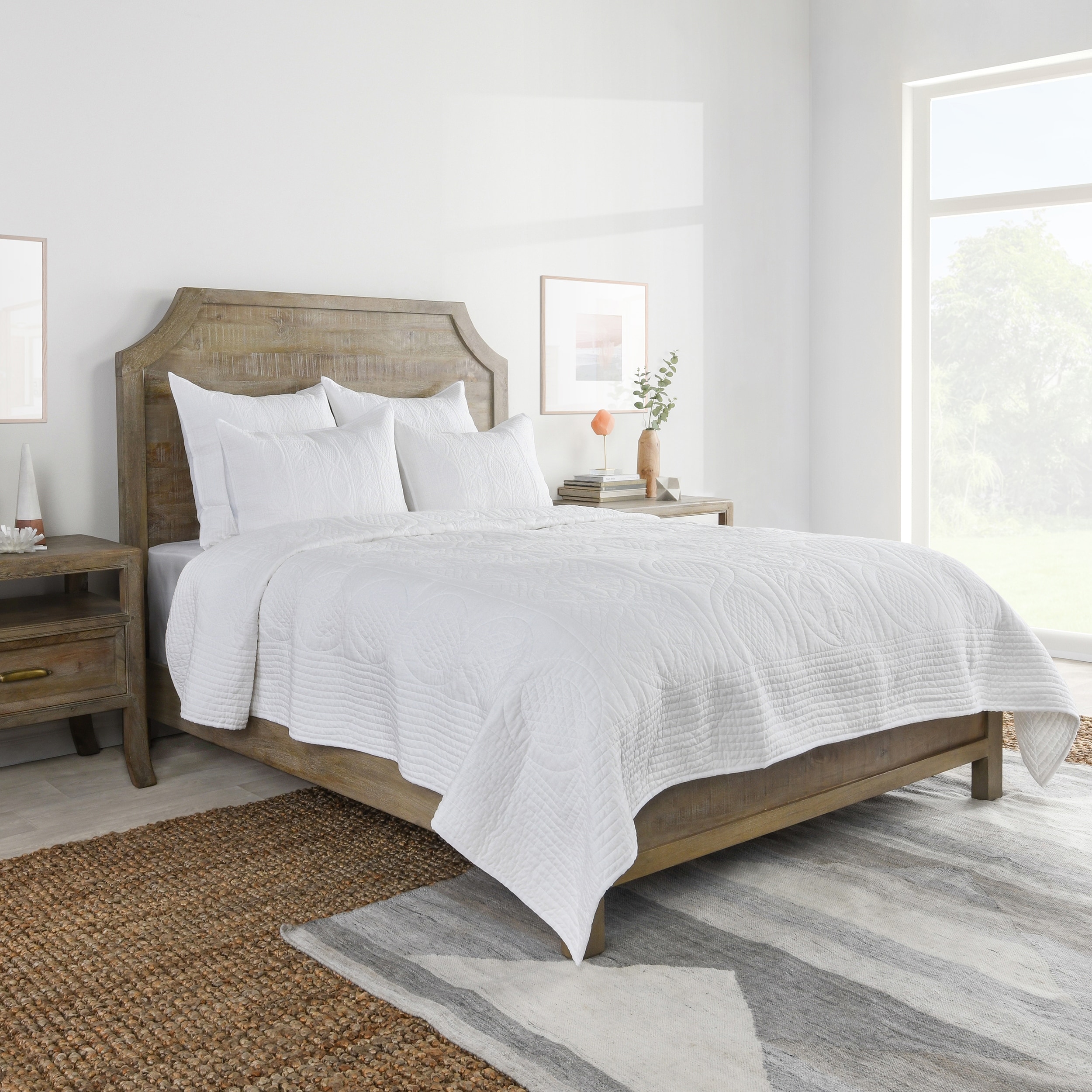 Villa by Classic Home Anessa Linen Blend Quilt