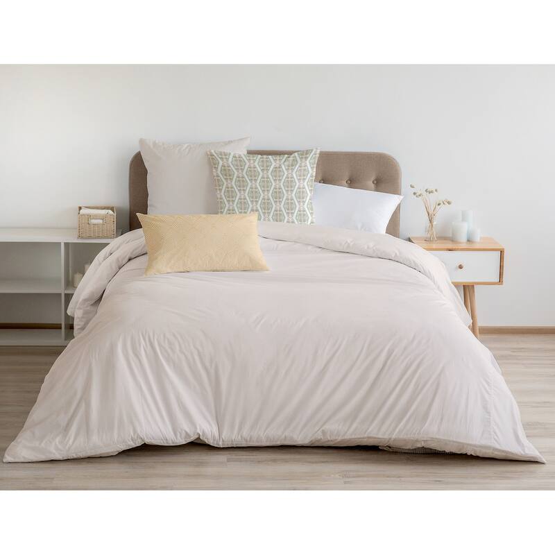 Detailed Geo Decorative Throw Pillow