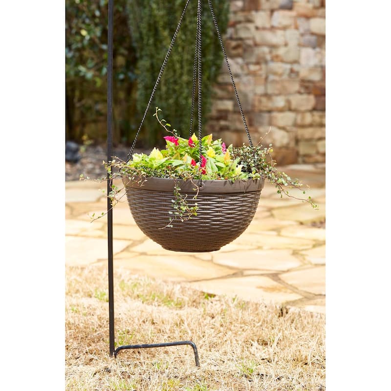 Southern Patio Jamaica Wicker Planter