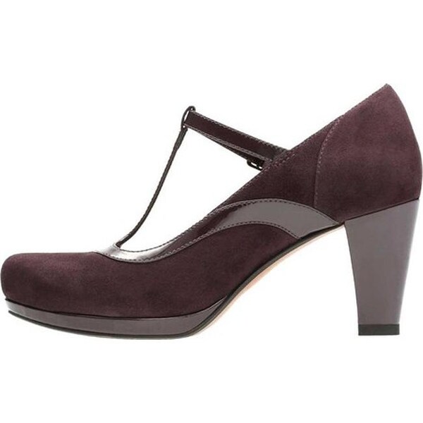 clarks chorus pitch shoes