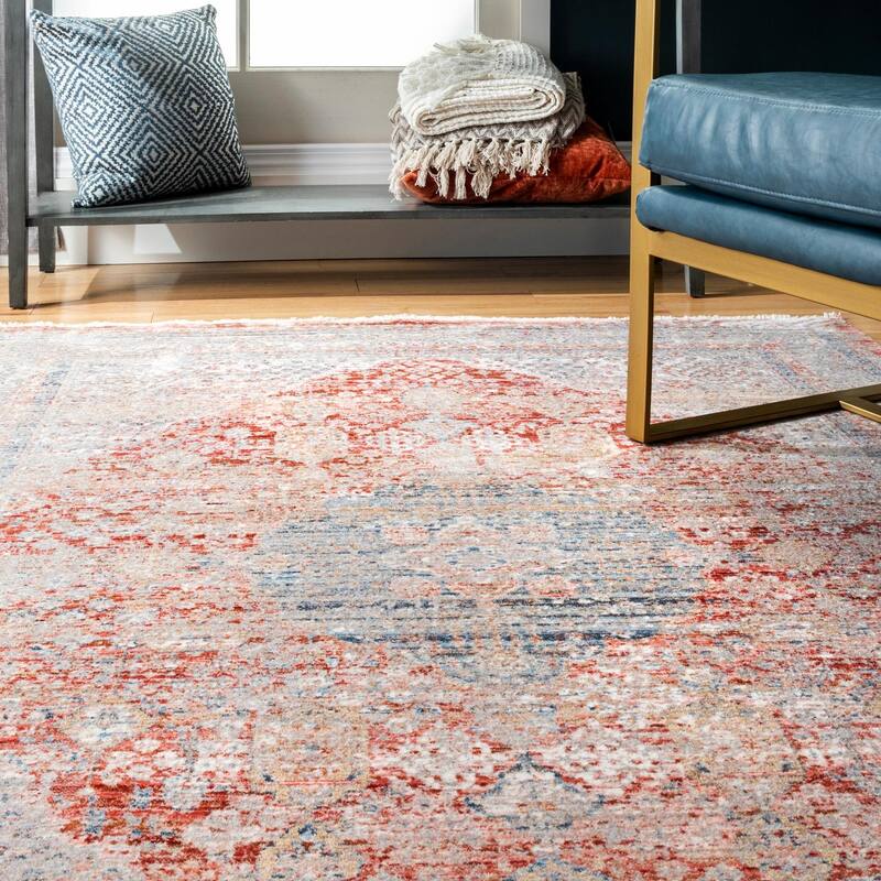 Nuloom Emmarie Withered Wreath Faded Area Rug