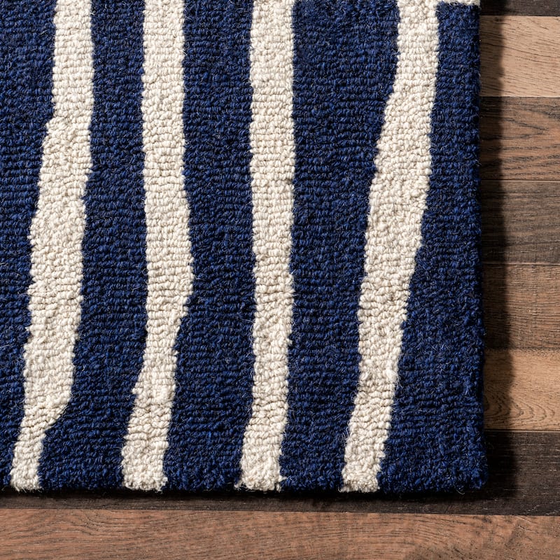 Nuloom Roxane Contempoary Striped Area Rug