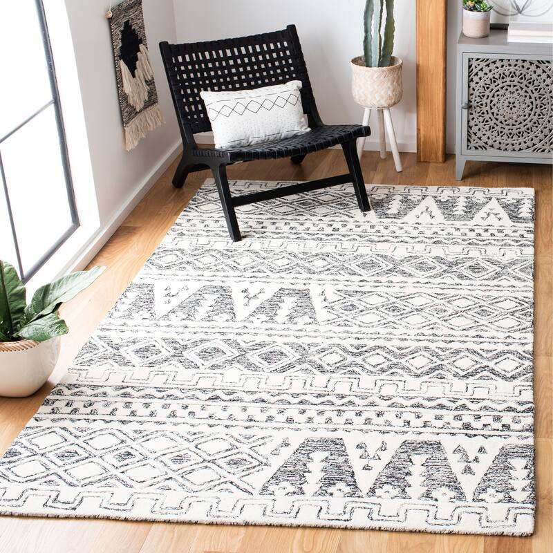 SAFAVIEH Handmade Abstract Bionda Modern Wool Rug - 5' x 8' - Ivory/Black