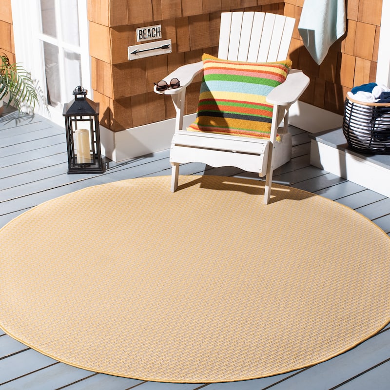 SAFAVIEH Courtyard Rosemie Indoor/ Outdoor Waterproof Patio Backyard Rug - 6'7" Round - Gold/Beige