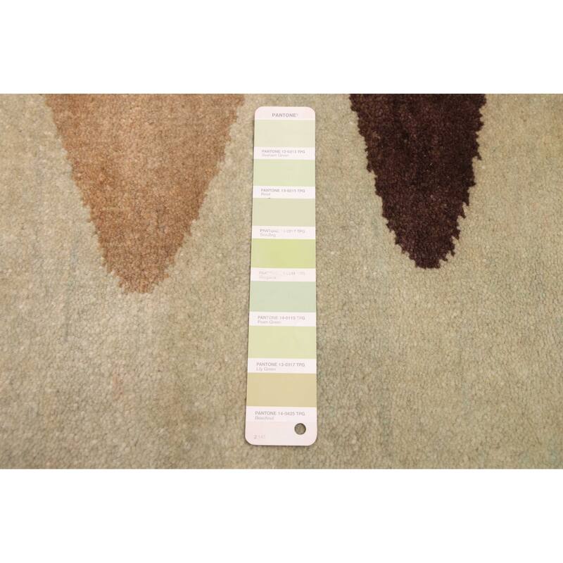 ECARPETGALLERY Hand-knotted Peshawar Ziegler Light Green Wool Rug - 5'2 x 6'10