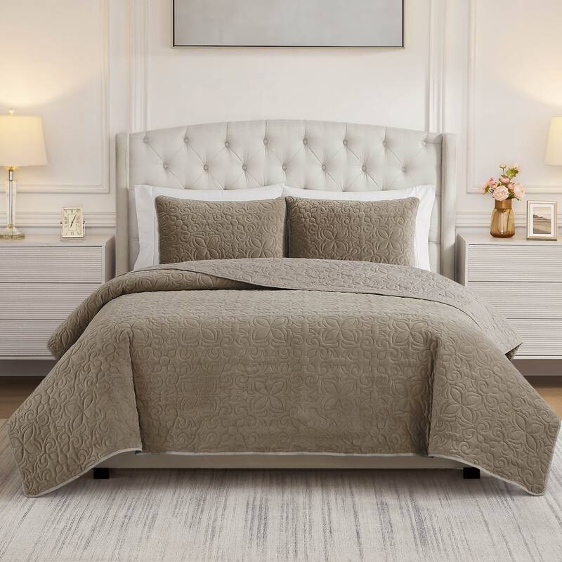 BCBG Astor Velvet Quilt Sets