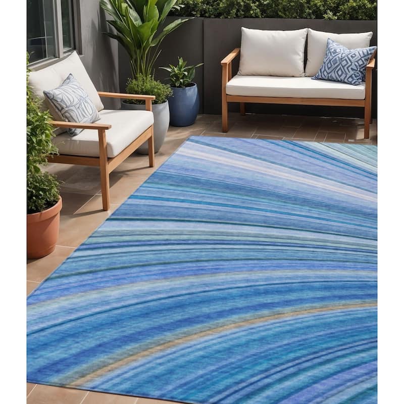 HomeRoots Abstract Transitional Rectangle Outdoor Rug - 5' X 8'