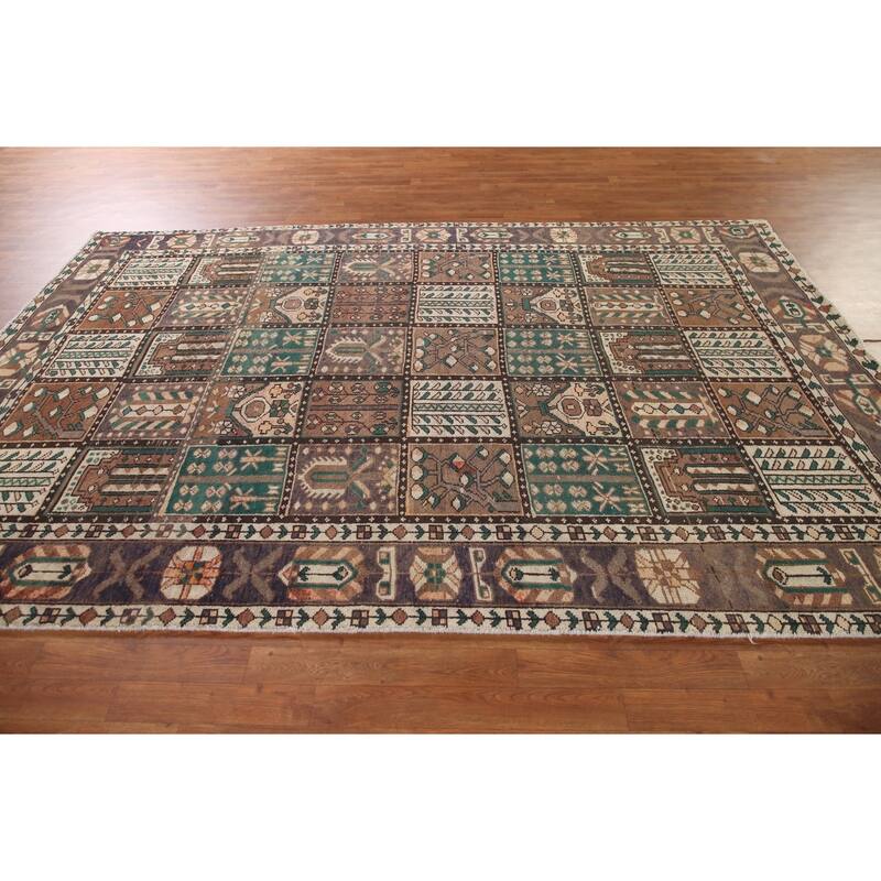 Distressed Bakhtiari Persian Vintage Area Rug Handmade Wool Carpet - 6'8"x 9'9"